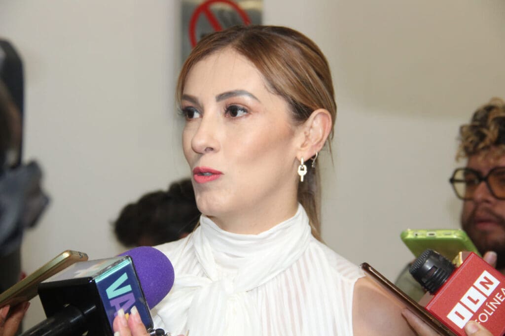 MAD Michelle Olmos 01 RAVE