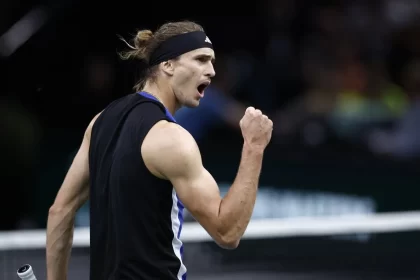 zverev impone galones ante tsitsipas y jugara sus vigesimas semifinales de masters 1000 1440x810