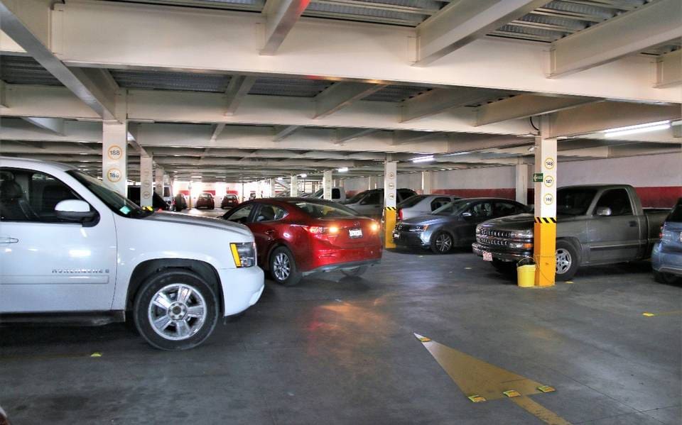 Estacionamiento Autos Vehiculos