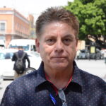 Falta recurso porque en la fiscalía faltan personas y reactivos para identificación de los cuerpos, pero además la carencia de voluntad para trabajar de manera conjunta con las víctimas y no bajo una simulación