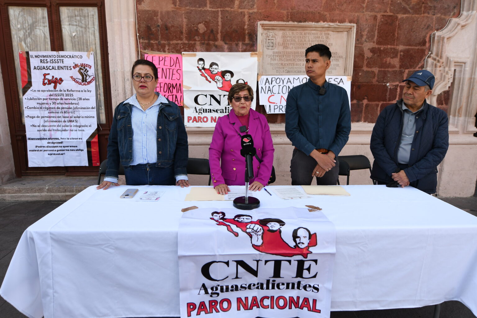 Anuncian los disidentes una marcha masiva en contra de reformas a la Ley de ISSSTE, hoy en la capital hidrocálida