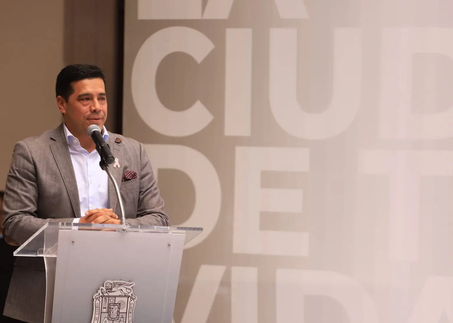 Leo Montañez Castro, alcalde capitalino, busca soluciones.