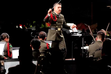 La Orquesta Sinfónica Militar y el Mariachi de la Guardia Nacional se presentaron en el Foro de las Estrellas