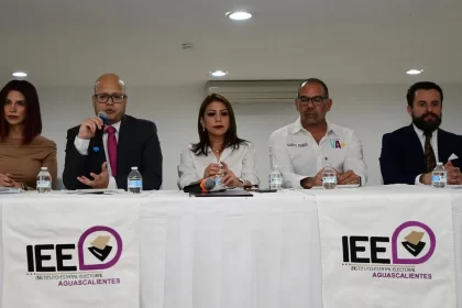 Rueda de prensa del IEE