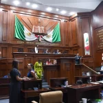 Dicha medida abarca las expresiones artísticas, musicales y cualquier otro medio de difusión, incluyendo a las plataformas digitales y redes sociales.