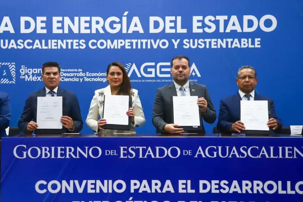 TERE JIMENEZ FIRMA CONVENIO PARA EL DESARROLLO ENERGETICO DEL ESTADO 2