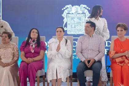Tere Jiménez encabezó la ceremonia de coronación de Reinas en Plenitud