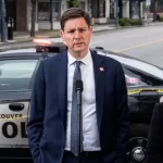 Un SUV arrolló a una multitud durante un festival filipino en Vancouver, causando al menos 11 muertes. El conductor fue detenido y se descarta que el evento sea un acto terrorista. Las autoridades investigan las circunstancias.