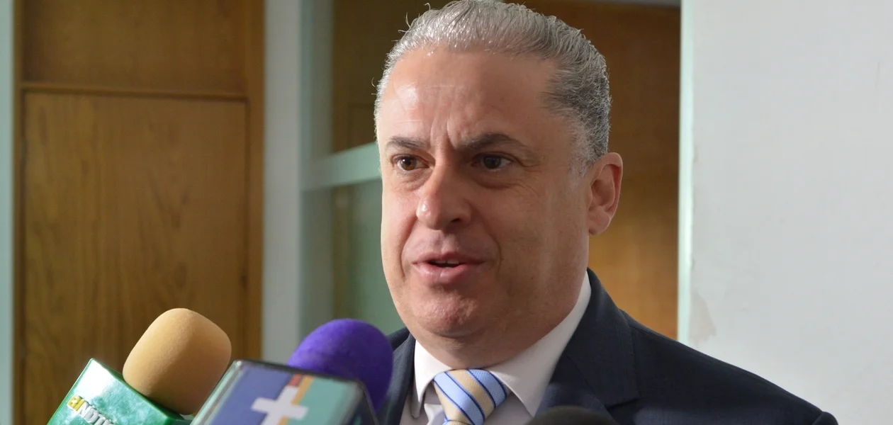 Garantiza el suministro del vital líquido a través de pipas contratadas, en zonas a donde no alcanza el abasto de MIAA