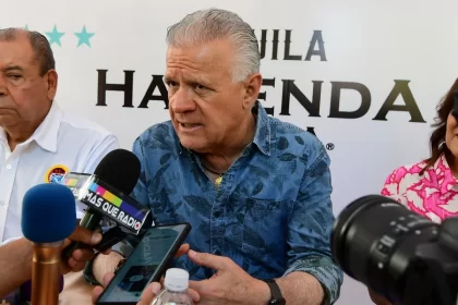 José Ángel González