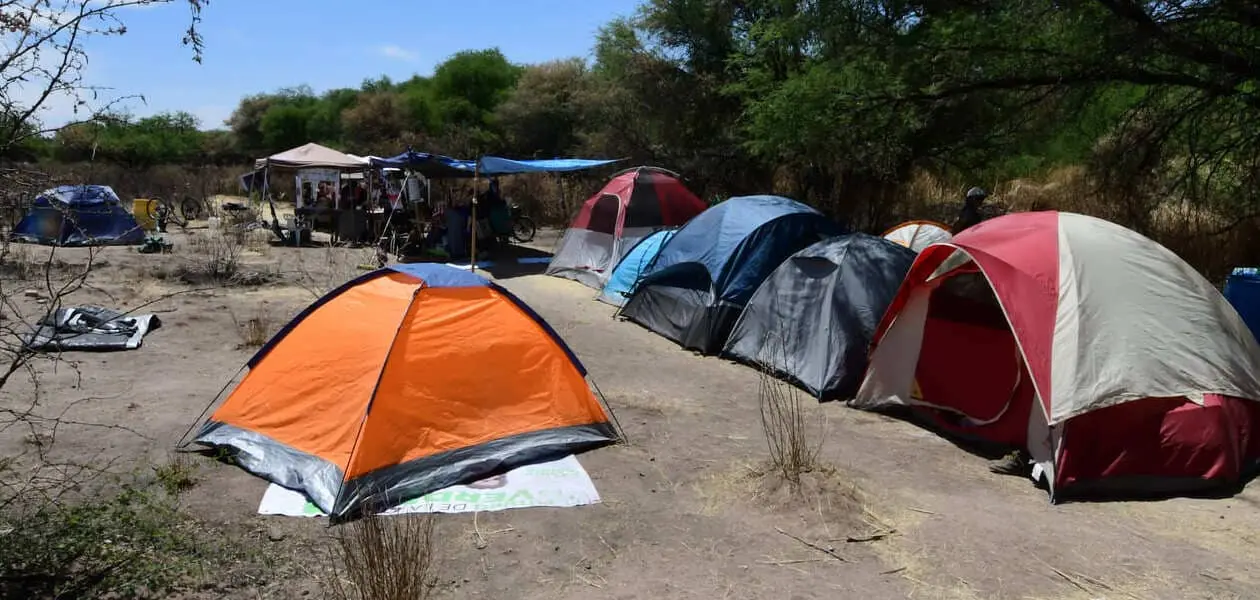 “El campamento no se levantará de La Pona, ni vamos a descontinuar las actividades culturales, artísticas y de divulgación que tenemos programadas”