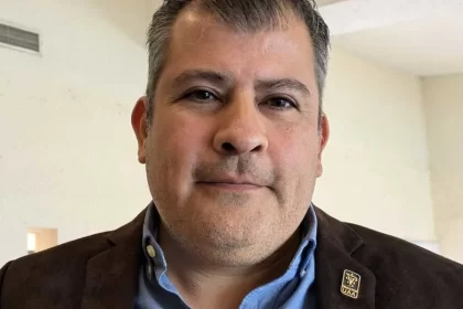 Pese a que se ha dado un aumento en los recibos de la energía eléctrica para los productores, al menos en el caso de los avicultores, no se ha repuntado el precio de sus productos, en este caso el pollo