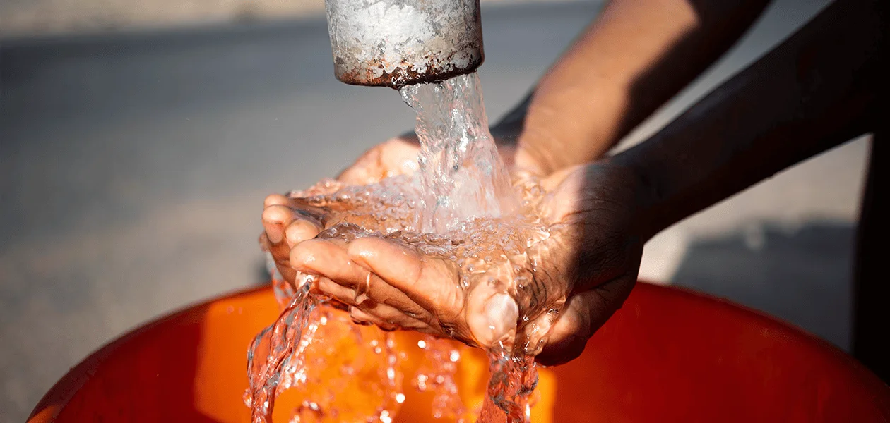 Por calor, aumenta consumo de agua en el estado