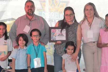 Presentan el libro Instrucciones para crear un arcoíris