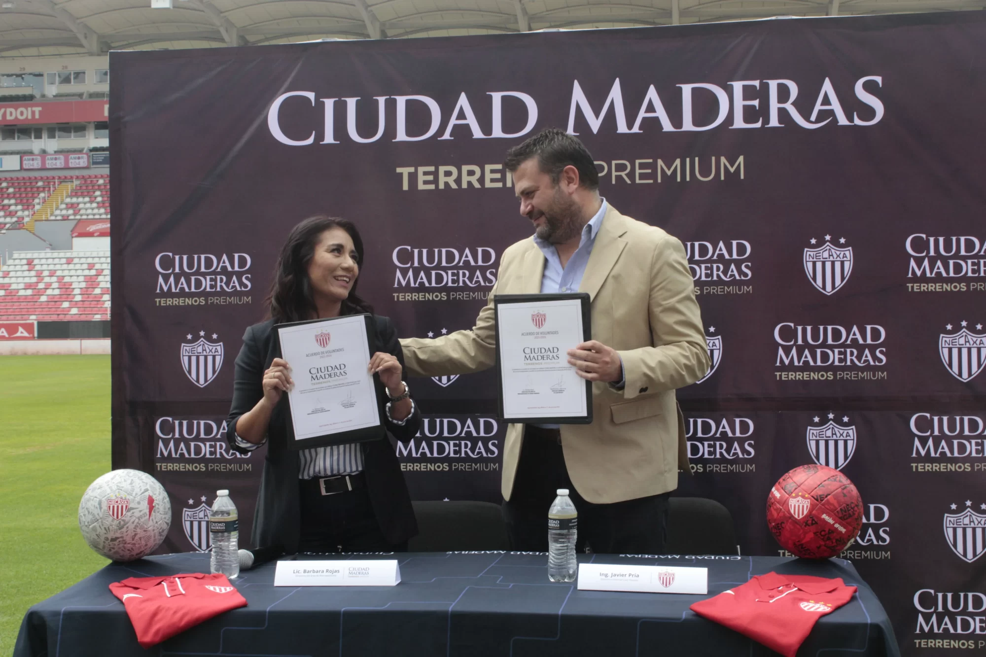Club Necaxa y Ciudad Maderas sellaron su aliaza comercial y de patrocinio