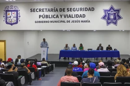 César Medina señaló que Jesús María ha identificado claramente la importancia de abordar de manera conjunta la corresponsabilidad de adolescentes y tutores.