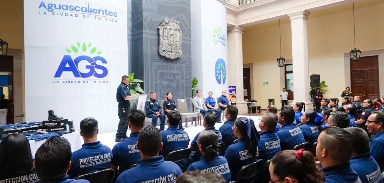 FORTALECEN LABOR DE PROTECCION CIVIL MUNICIPAL CON NUEVOS UNIFORMES 8