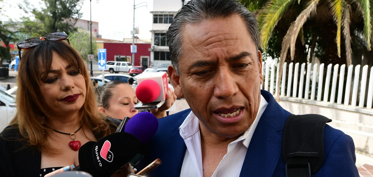 “Todo mundo está con el pretexto de los aranceles de Estados Unidos, la mayoría reporta en cero”.