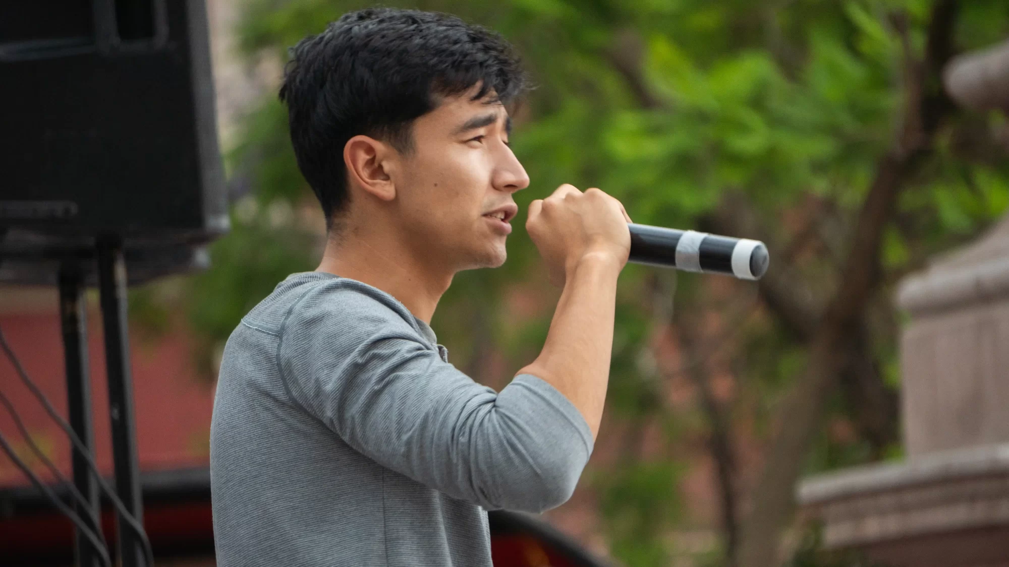Los estudiantes se organizaron en la plaza principal para el acto conmemorativo HD 1