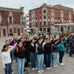 Estén vivos o muertos, queremos saber qué pasó: estudiantes de Ayotzinapa.