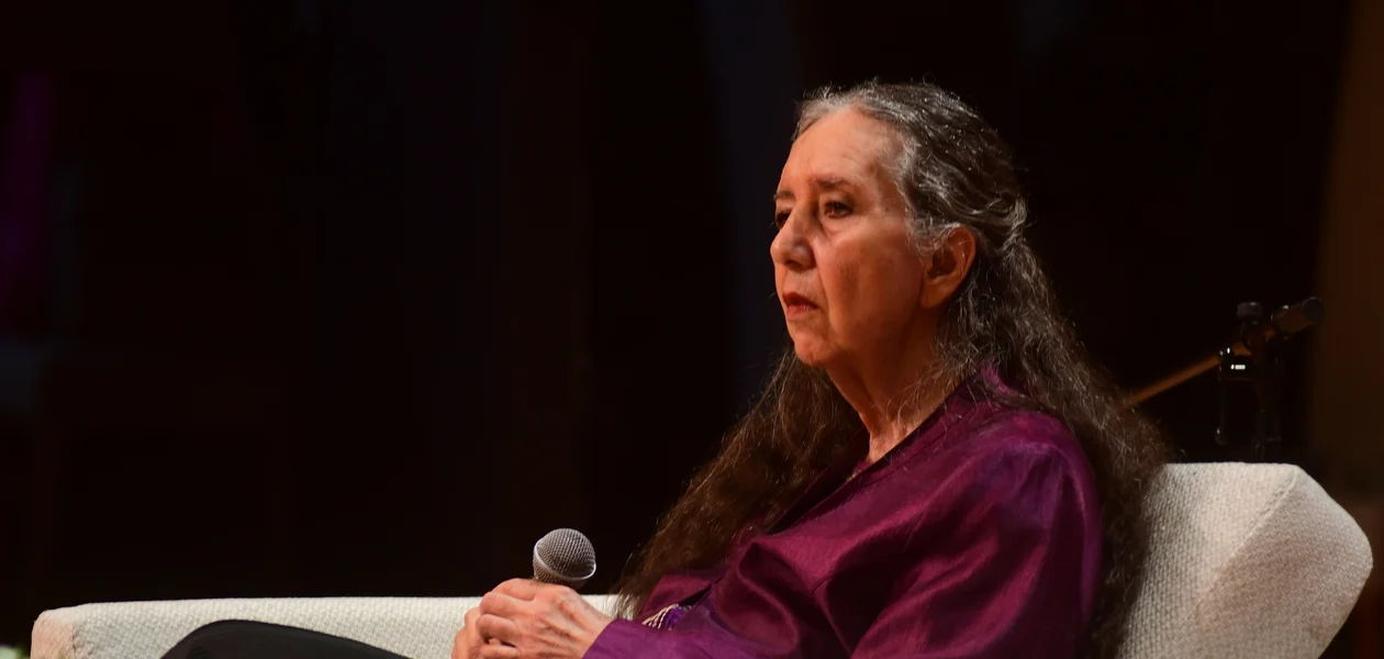 En medio de la polémica y rechazo de grupos gay de aquí, dijo que siempre ha estado acompañando al Orgullo Gay en sus causas