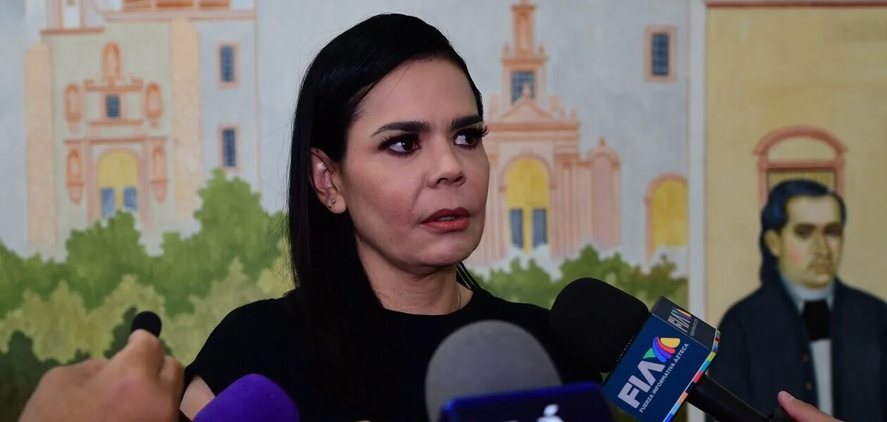 La diputada Nancy Gutiérrez, consideró que está bien que México se encuentre en la lista negara de Estados Unidos, por lo que es necesario hacer una buena investigación para que “salga toda la porquería que hay en la política mexicana”.