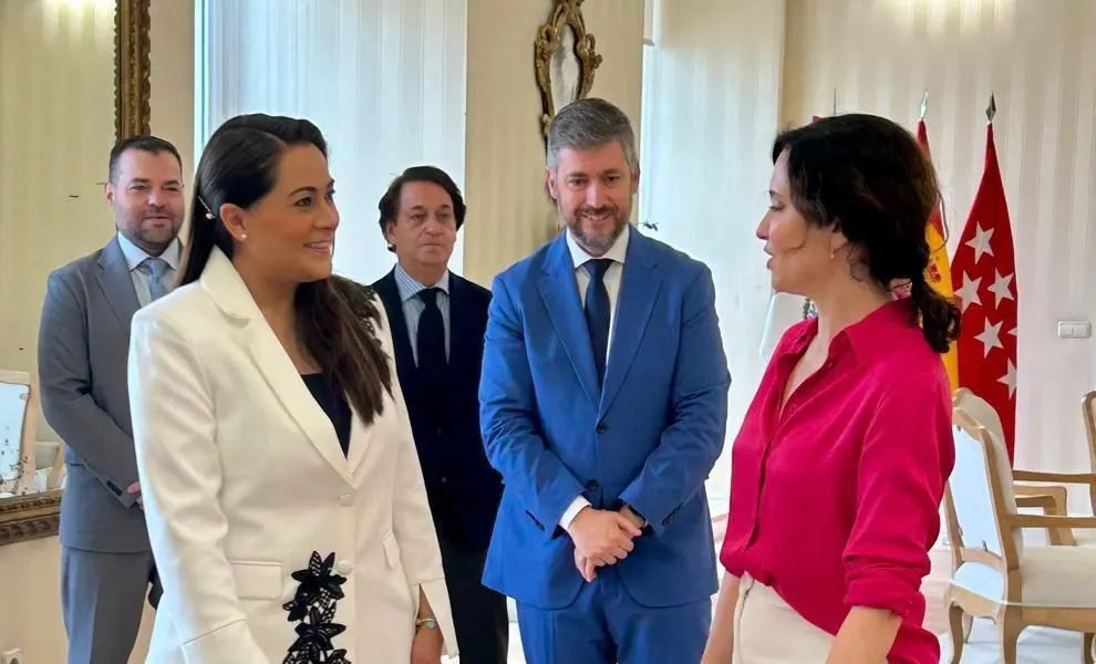 TERE JIMENEZ ENCABEZA GIRA DE PROMOCION ECONOMICA POR ESPANA 3