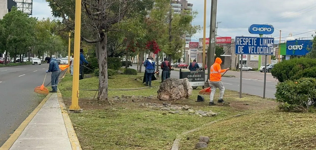 ARRANCA MUNICIPIO MEGAOPERATIVO DE REHABILITACION EN SEGUNDO ANILLO 8