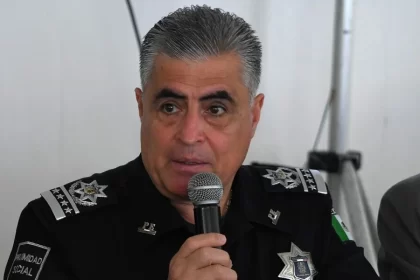 Señaló que durante la reunión con los empresarios del Consejo Estatal Empresarial se hizo el compromiso de no bajar la guardia en temas de seguridad y continuar trabajando con la coordinación y la colaboración con las demás corporaciones policíacas.