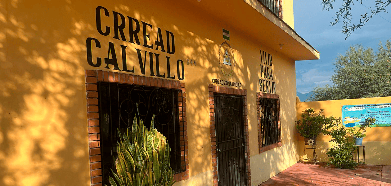 Al respecto el secretario del Ayuntamiento de Calvillo, Arturo Cardona López manifestó que los reportes iban en el sentido de que el lugar se encontraba en “pésimas condiciones”, con un hacinamiento de usuarios, ya que estaba rebasado en su capacidad de 60 personas.