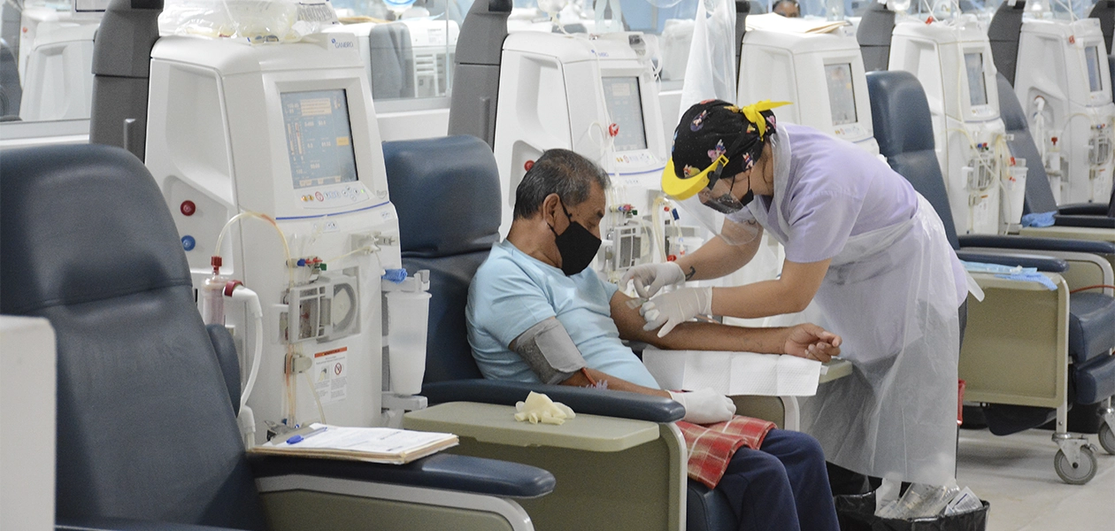 IMSS licita servicio de hemodiálisis.