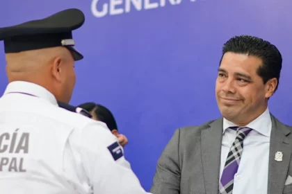 Se trabaja intensamente en la profesionalización y constante capacitación de las y los policías municipales en beneficio de la seguridad de las familias