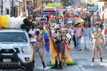 “Si ese es un problema se habla incluso la posibilidad de que civilmente se cambie el nombre a todo”.