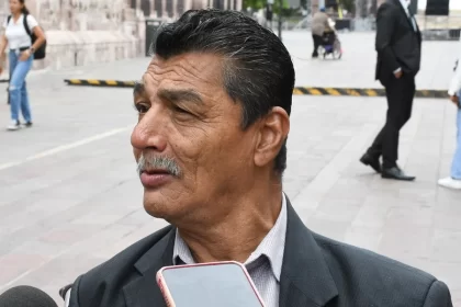 Martín Amaro señaló que aunque tengan discapacidad en el lenguaje, también piensan, sienten, analizan y tienen ideas. “No me cansaré de defender nuestros derechos, de exigir respeto y de levantar la voz por todas las personas con discapacidad. ¿Acaso es delito mentirle a un juez?