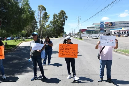 En protesta, realizaron cierre parcial de vialidades