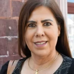 La empresaria agregó que el costo para viajar en un vuelo redondo VIP a París es mayor a los 120 mil pesos: “es un costo oneroso, pero si los funcionarios lo pagaron de sus propios recursos, nadie tiene por qué decirles nada”.