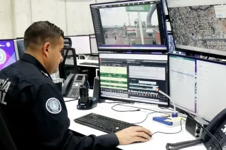 El secretario de Seguridad Pública del Estado, Antonio Martínez Romo, indicó que, al igual que en el resto del país, en Aguascalientes el 089 es un servicio que permite a los ciudadanos reportar actividades sospechosas o delitos sin revelar su identidad, y contribuir así a la seguridad pública de manera confidencial.