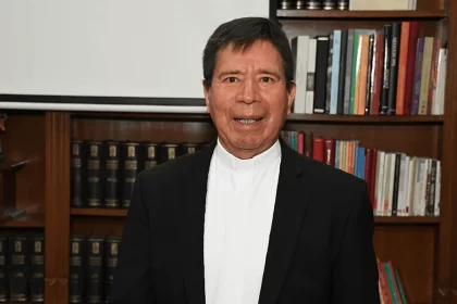 Se han registrado misas, horas santas, rosarios, encuentros, retiros, entre otros, donde quienes los dirigen son sacerdotes de otras Diócesis, que han sido sancionados por faltas graves, incluso se ha dado el caso de hombres que simulan ser sacerdotes y fingen la celebración de los sacramentos