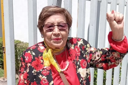 Demandó que la dirigencia del SNTE deje el protagonismo y abandere el malestar de los maestros porque es grave que se les haya tocado el bolsillo.