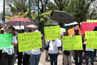 Promueven amparo para que no sigan los cambios de clínica