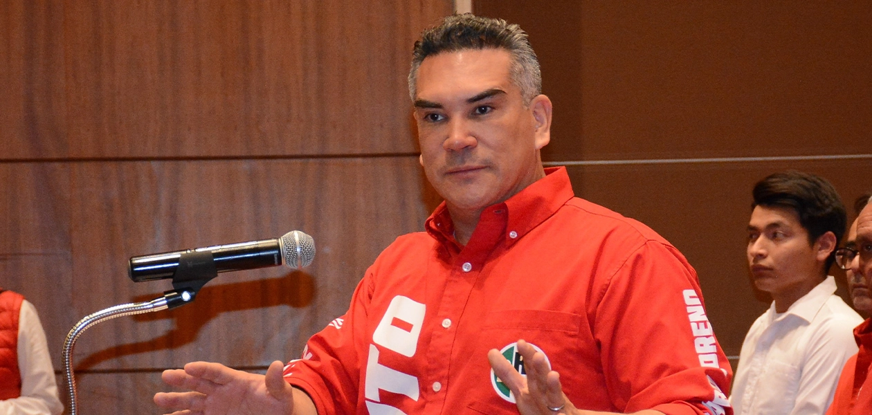 Fernandez Noroña es un “cobarde, patán y barbajan”