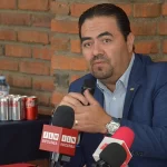 El presidente de la CMIC insistió en que los socavones o caídas de árboles son provocados por los fenómenos naturales como los fuerte vientos, “ahí no hay culpas de nadie, no podemos frenar el viento fuerte, que termina afectando drenajes, cables y vehículos”.