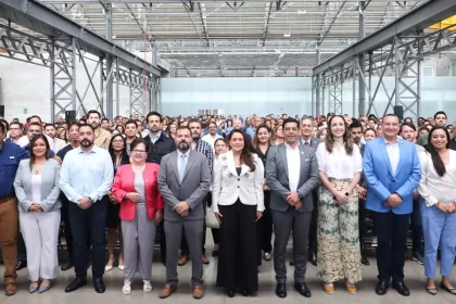 “En esta vida hay que arriesgar siempre; por eso, este programa es para las personas que se arriesgan, que luchan todos los días y que creen en sus sueños”.