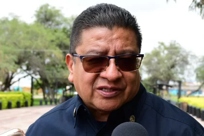 En el caso del más reciente socavón, se estaría cambiando la totalidad de la tubería, por lo que permanecerán los cierres viales en la zona.