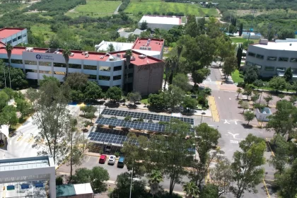 Les cobraron todo y después les avisaron de la transición