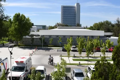 Érick señaló que son cerca de 20 estudiantes de la carrera de Historia que se encuentran en esta situación con el paro general de actividades, aunque el problema es que podrían llegar a perder el semestre