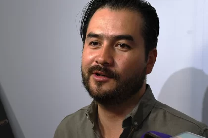 “No me sorprende que opine así, porque cuando ellos estuvieron en el poder, usaban los bancos y las instituciones para eso”, señaló.