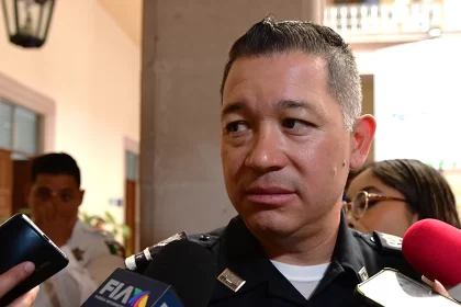 Actualmente son dos unidades las que se encuentran resguardando el lugar, realizando además cierres parciales de las calles Potreros hasta Monte Everest y Monte Everest hasta Colosio