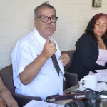Señalan de prácticas corruptas a pariente de senadora