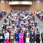 Reconocimiento a Antonio Martínez Romo por sus 40 años de servicio en la Seguridad Estatal.